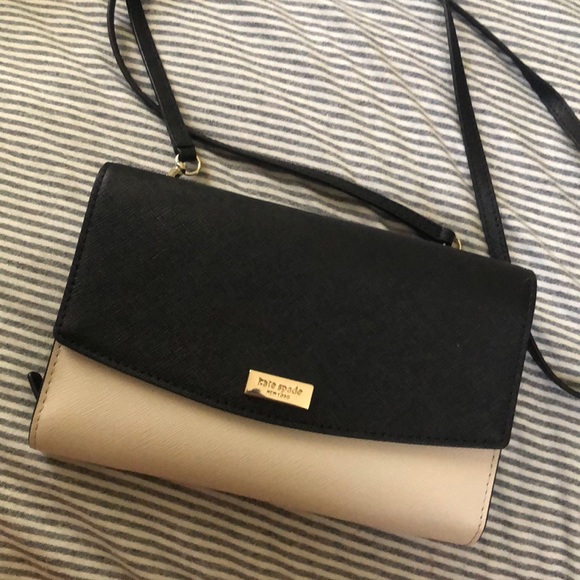 Kate Spade Crossbody - Authentic - Picture 1 of 2